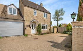 Elvington Cottage - Family-Friendly Cheerful House At The Heart Of The Cotswolds